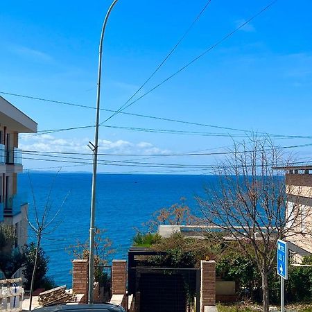 Seaside Rooms & Apartments Sarandë エクステリア 写真
