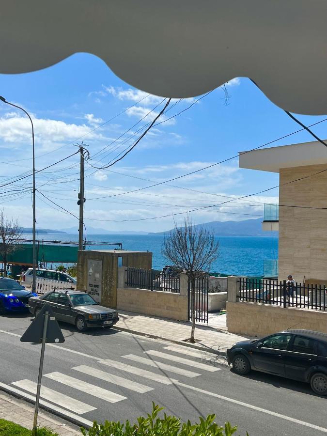 Seaside Rooms & Apartments Sarandë エクステリア 写真